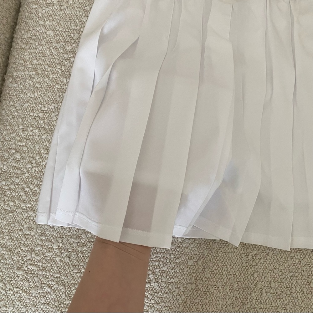 ALO Yoga White Varsity Tennis Skirt Size XS - Picture 10 of 10